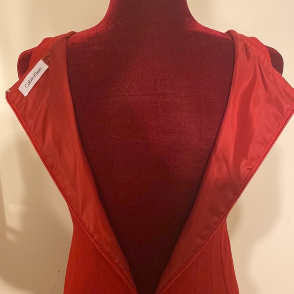 CALVIN KLEIN A-LINE “SWEETHEART” DRESS IN SIZE 6P - Picture 3 of 4